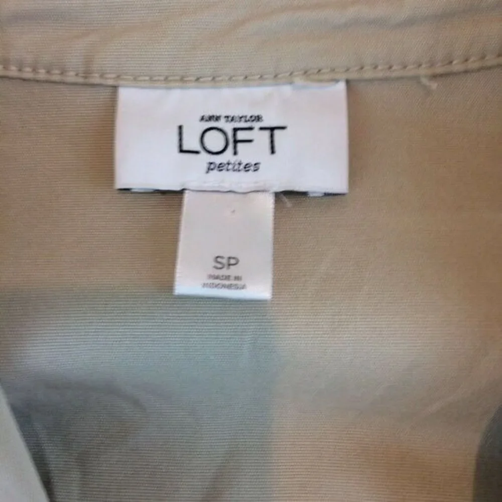 Loft Womens Jacket Beige Y2K Crop Dressy Size Small Petites 90's Clueless Button